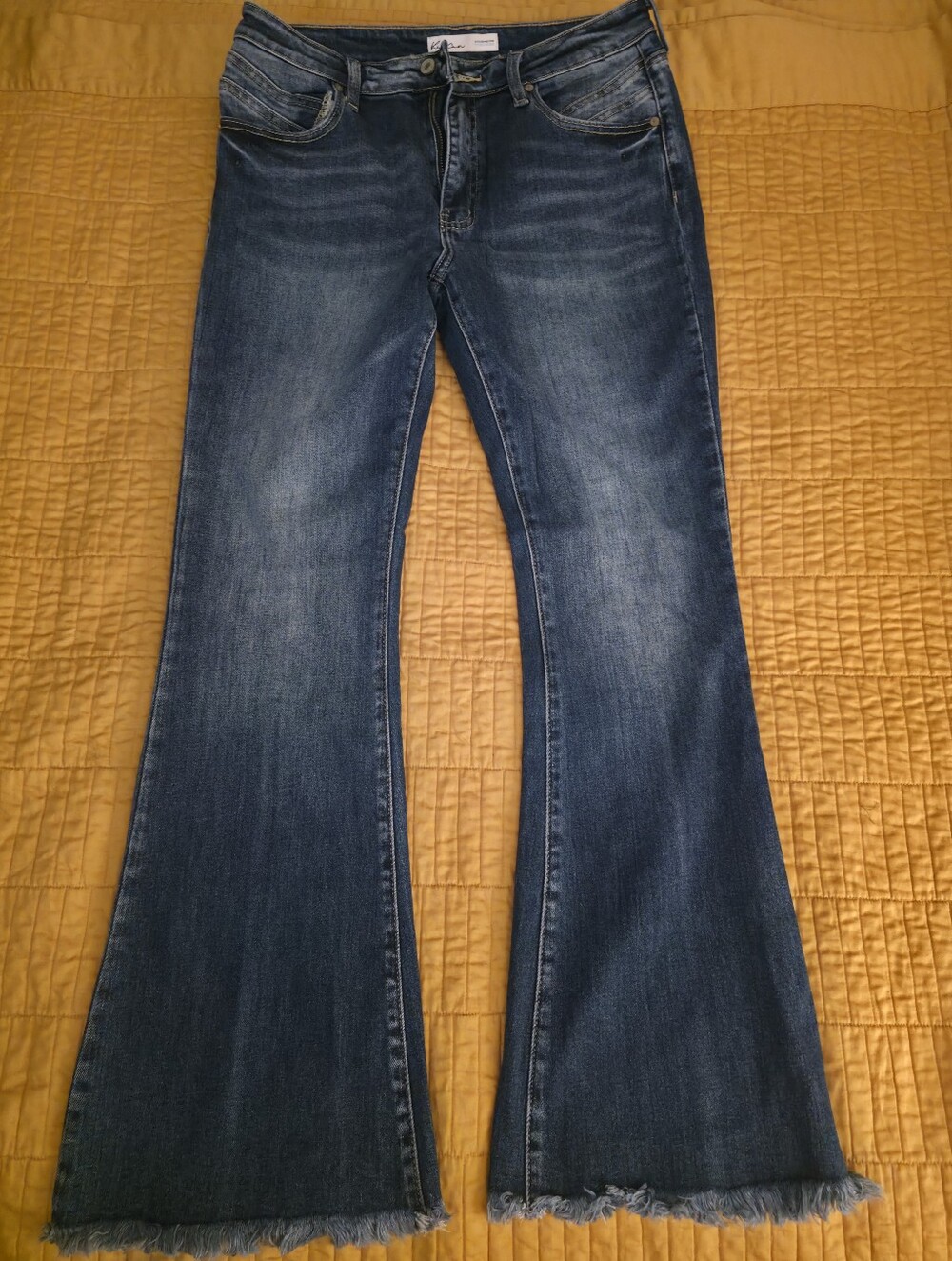 Kan Can Blue Denim Flare Jeans with Frayed Hem - Women. Size 30